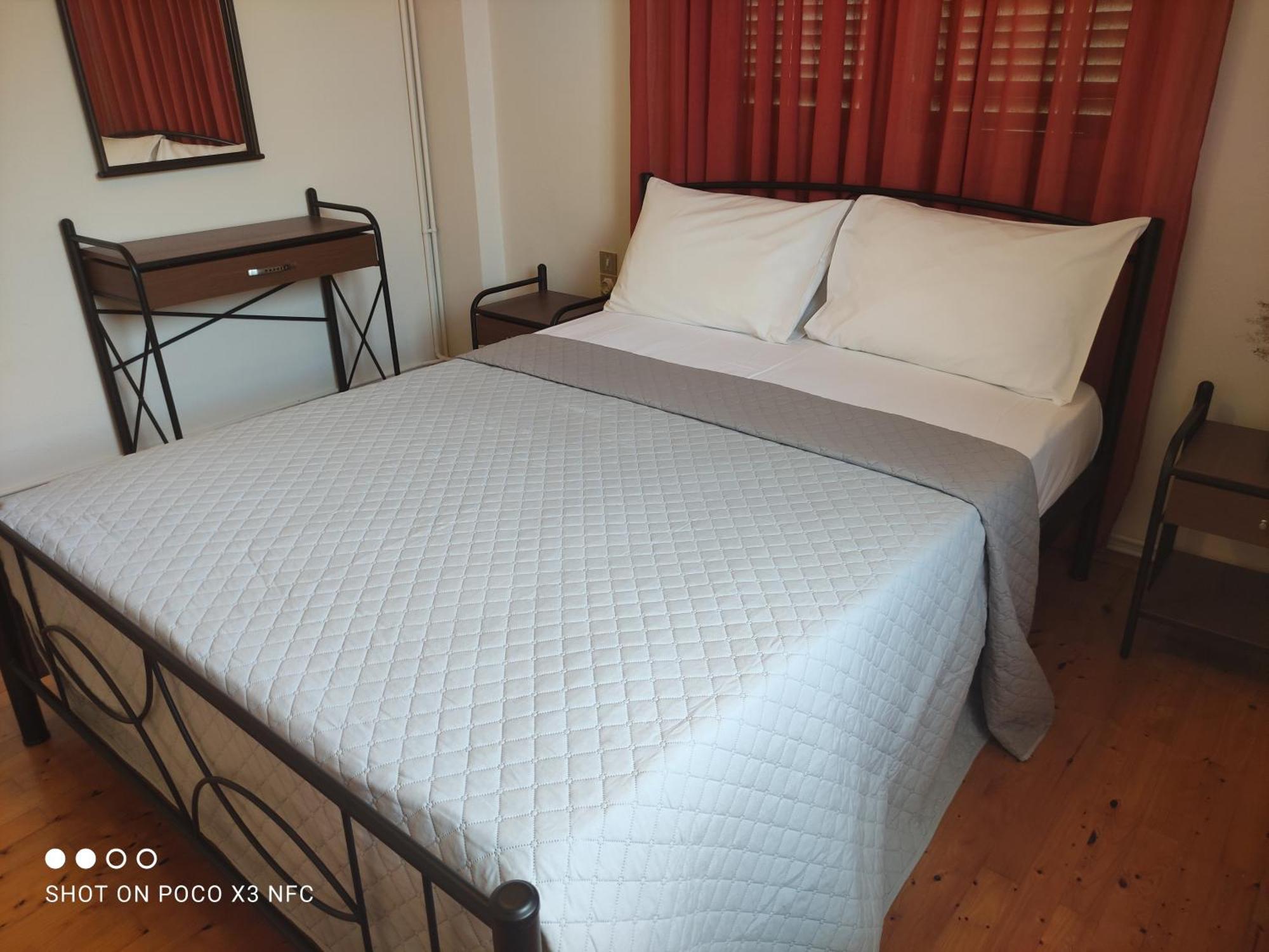Manousos Apartment Lefkada City Ngoại thất bức ảnh