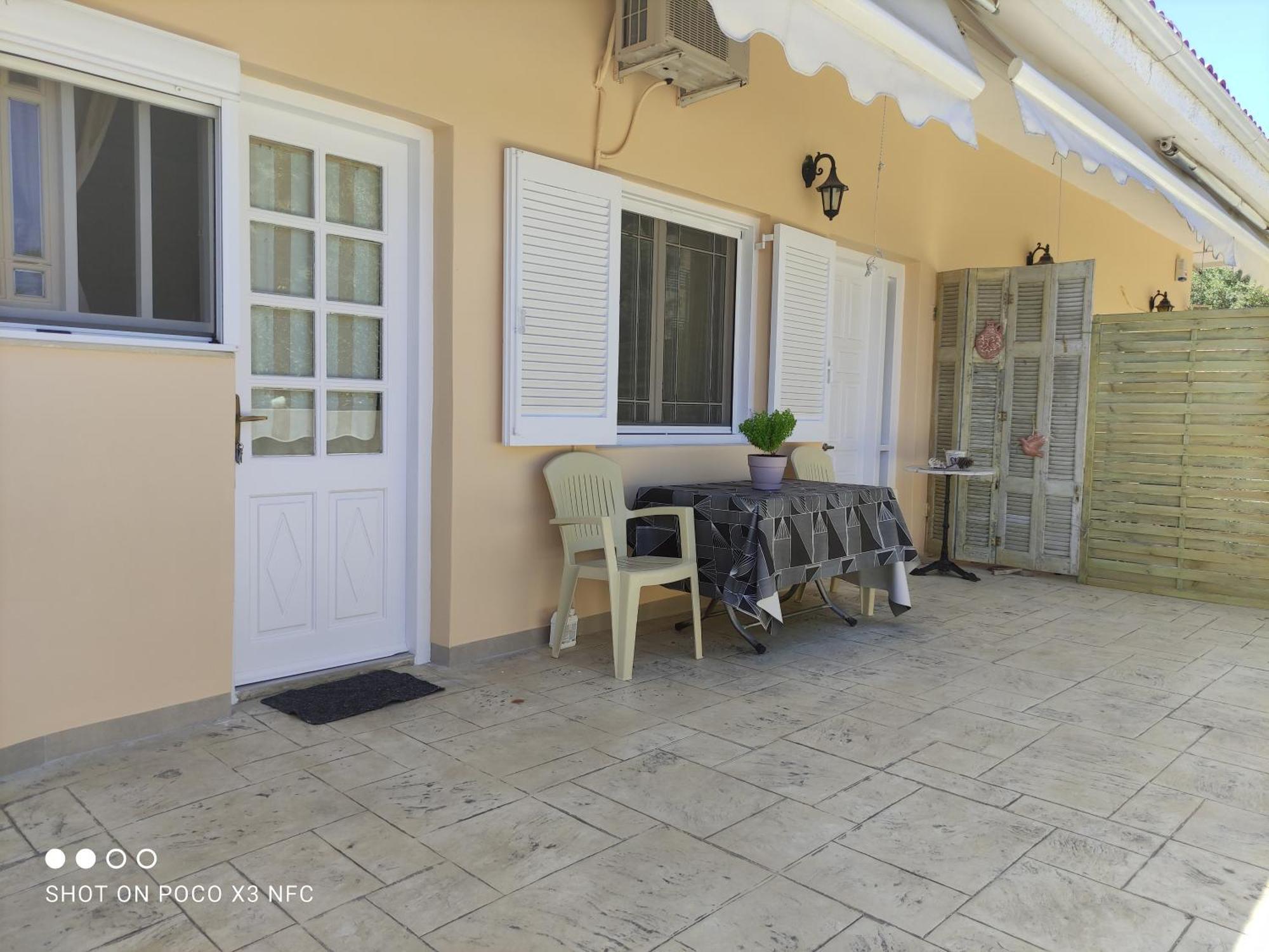 Manousos Apartment Lefkada City Ngoại thất bức ảnh