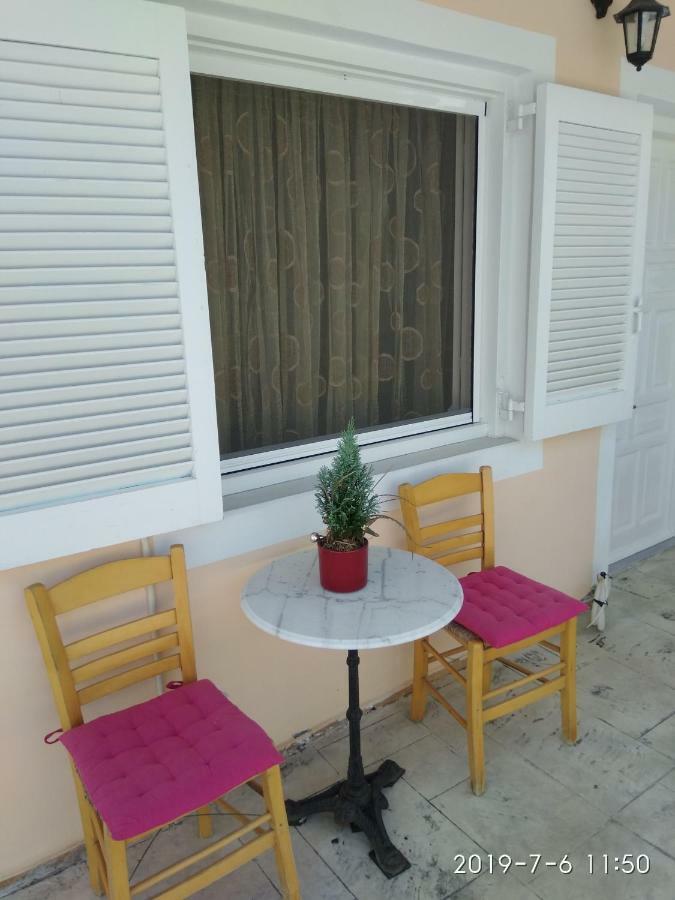 Manousos Apartment Lefkada City Ngoại thất bức ảnh